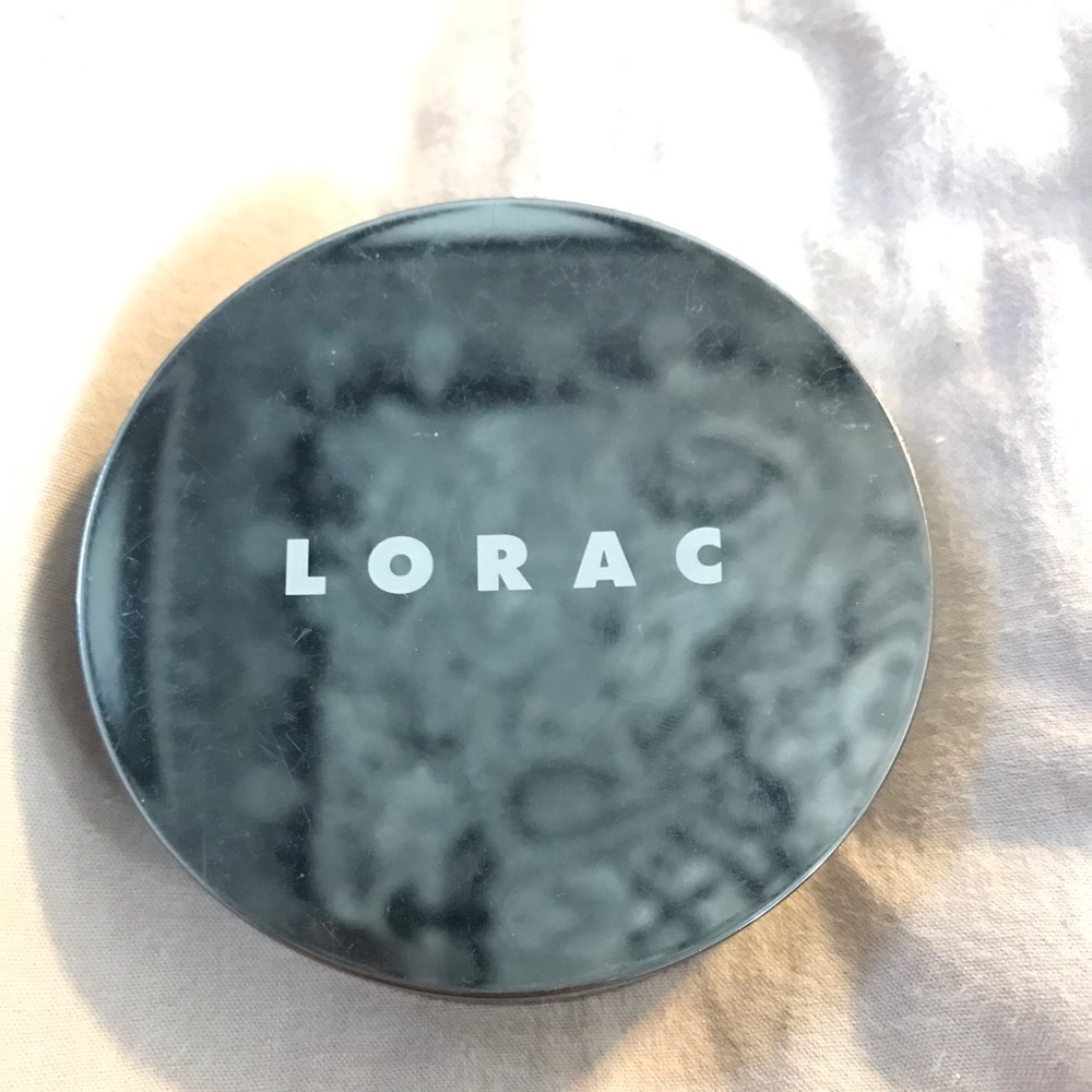 Lorac pore perfecting powder